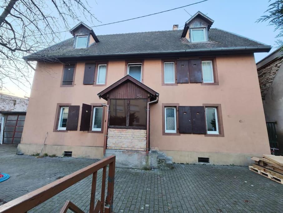 Comfortable T2 Apartment In Neudorf, Straatsburg Buitenkant foto
